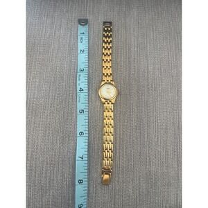 Citizen vintage Gold Tone Women's Watch Elegant Dress Style Roman Numeral Dial